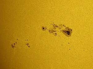 Observing Report 5th July 2013 (A big group of sunspots)